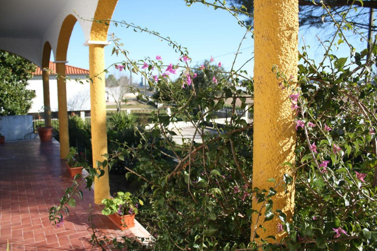 Casa Das Portas Azinhaga Екстериор снимка